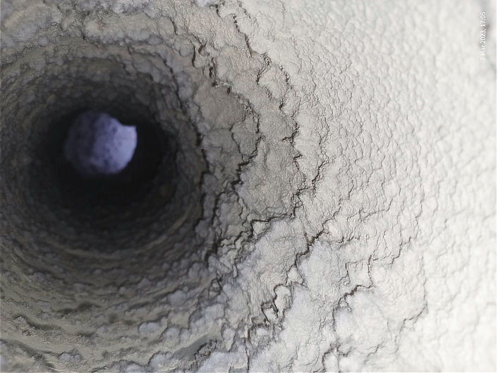 Laundry duct before cleaning